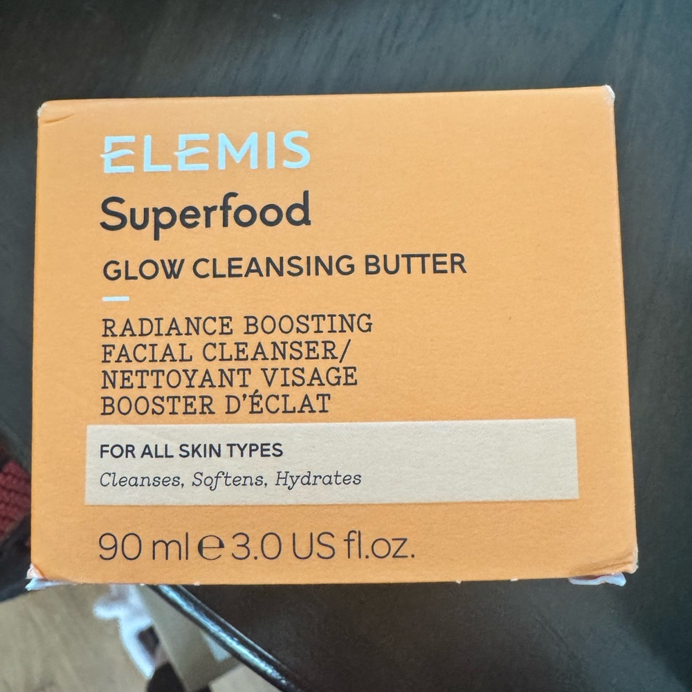 Elemis Superfood Glow Cleansing Butter!!
